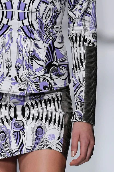 Look 7